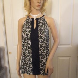 NWT- MICHAEL KORS stretch top - sz L - MSRP $89.50